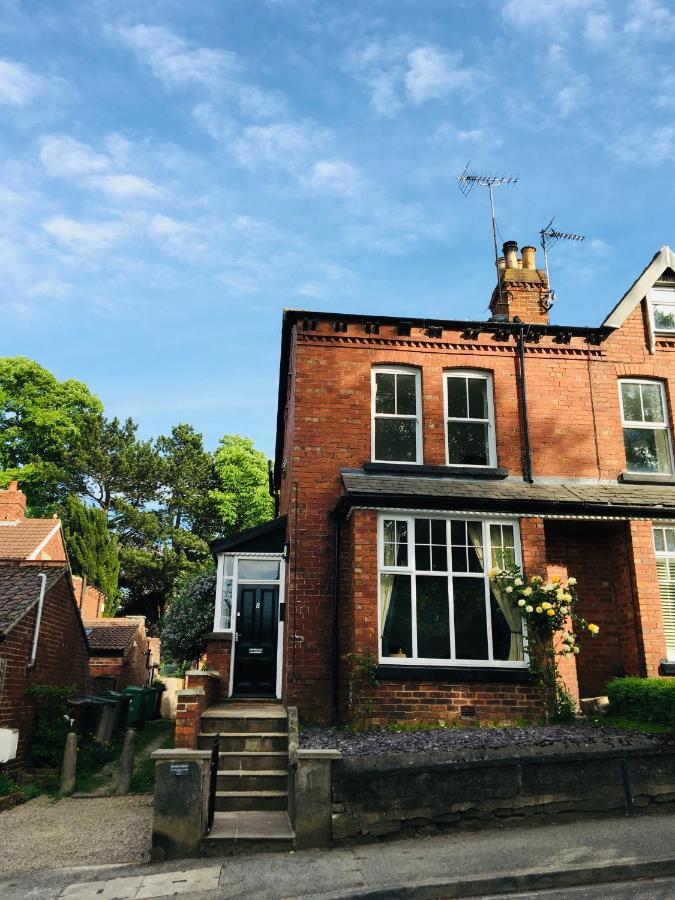 Victorian End-Of-Terrace, Boston Spa Exterior photo